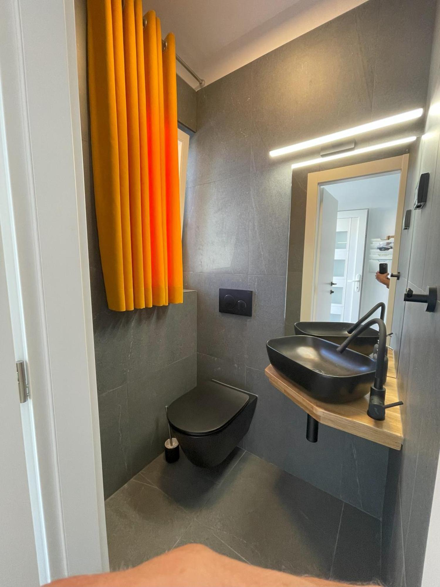 Valkane Beach Apartments Póla Kültér fotó