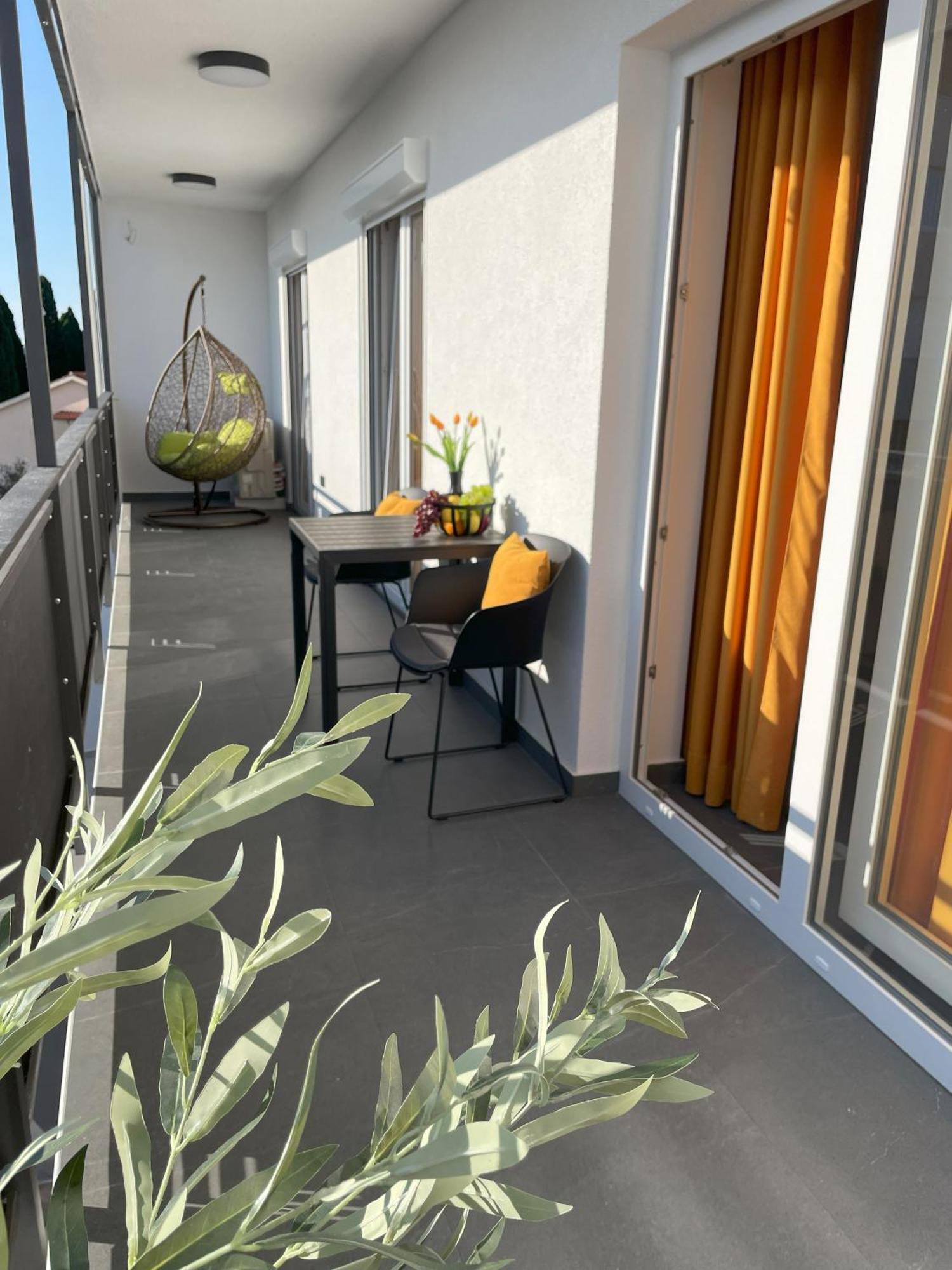 Valkane Beach Apartments Póla Kültér fotó