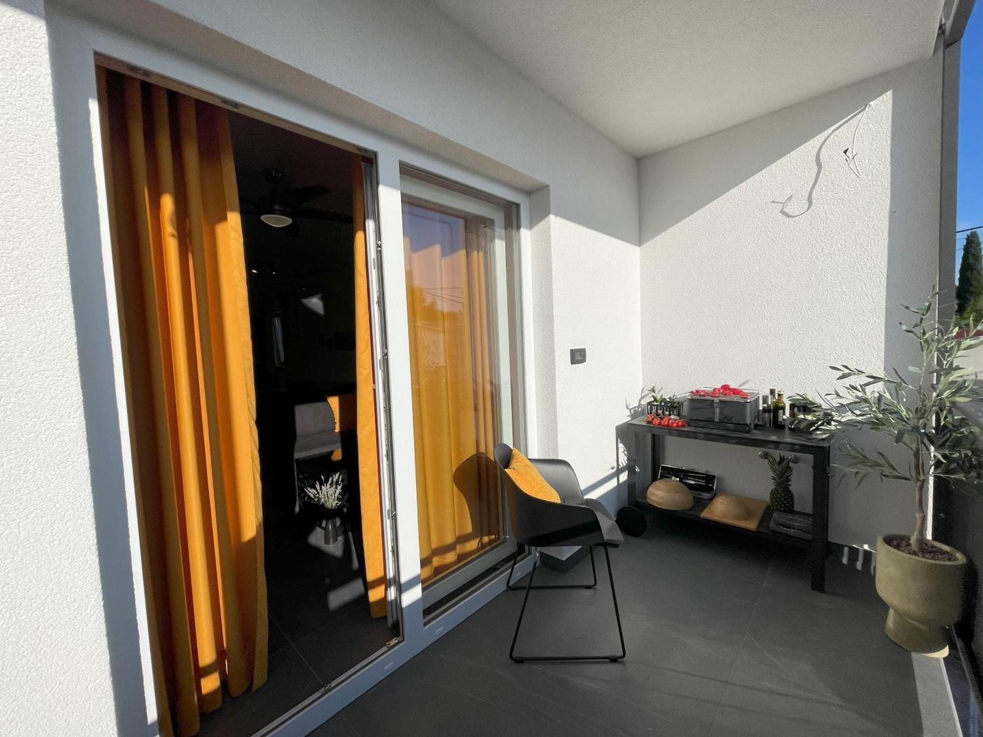 Valkane Beach Apartments Póla Kültér fotó
