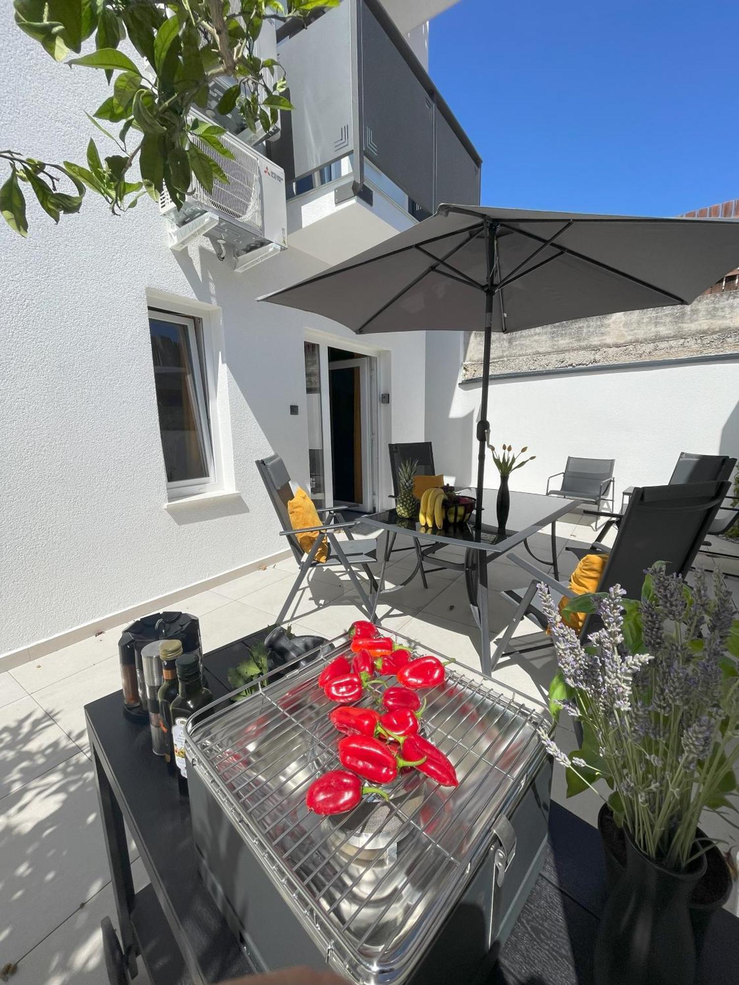 Valkane Beach Apartments Póla Kültér fotó
