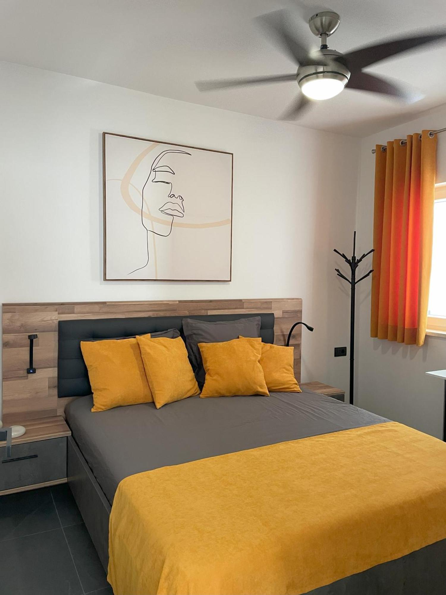 Valkane Beach Apartments Póla Kültér fotó